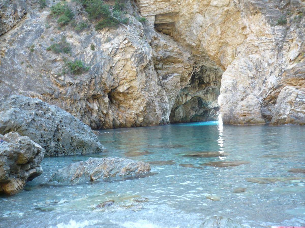 Zeytinada Pansiyon Ve Goezleme Guneykoy Exteriér fotografie